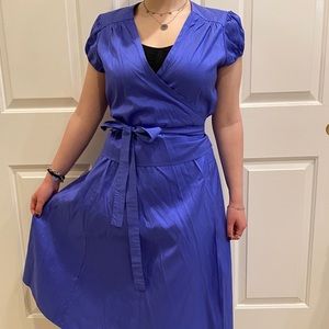 Stunning periwinkle wrap dress 💜💙